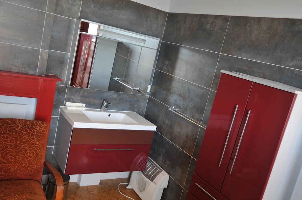 Gite Stone Lodge Bourcy Bilik gambar